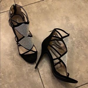 Zigi Soho black/rhinestone strappy heels. Size 7.5